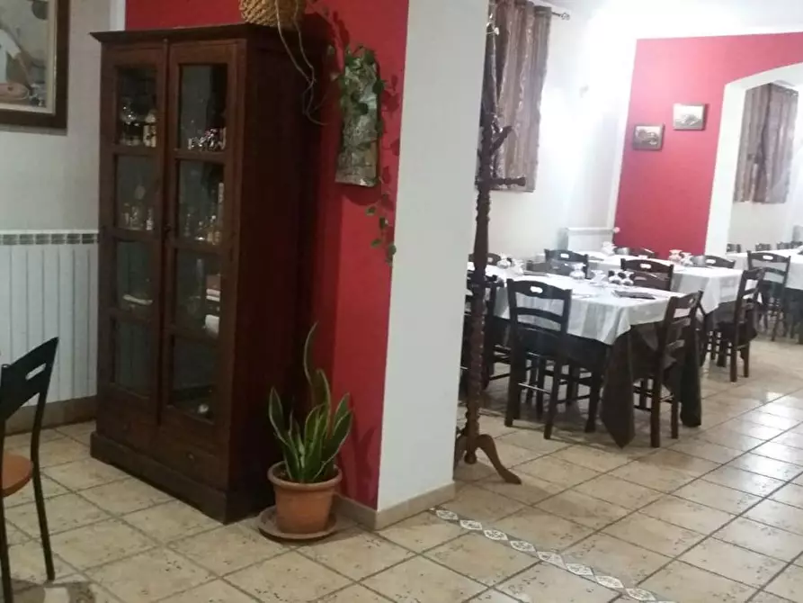 Immagine 15 di Negozio in vendita  in Via Della Fonte, snc a Fontechiari