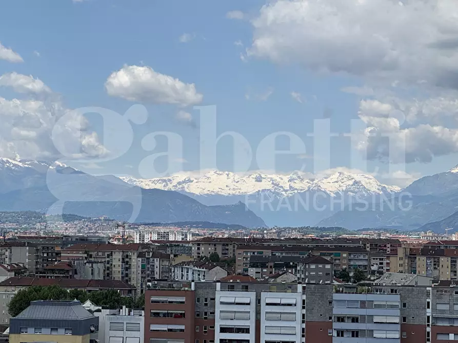 Immagine 32 di Attico in vendita  in Piazza DELLA COSTITUZIONE, 39 a Torino