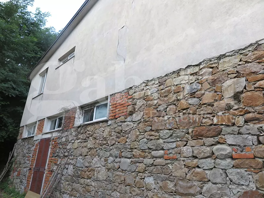 Immagine 13 di Casa indipendente in vendita  in Via CARRO, 4 a Carro