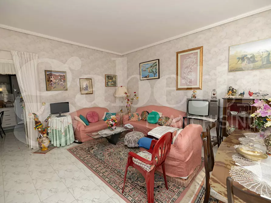 Immagine 12 di Casa indipendente in vendita  in Via GIAMBATTISTA ODIERNA, 13 a Ragusa