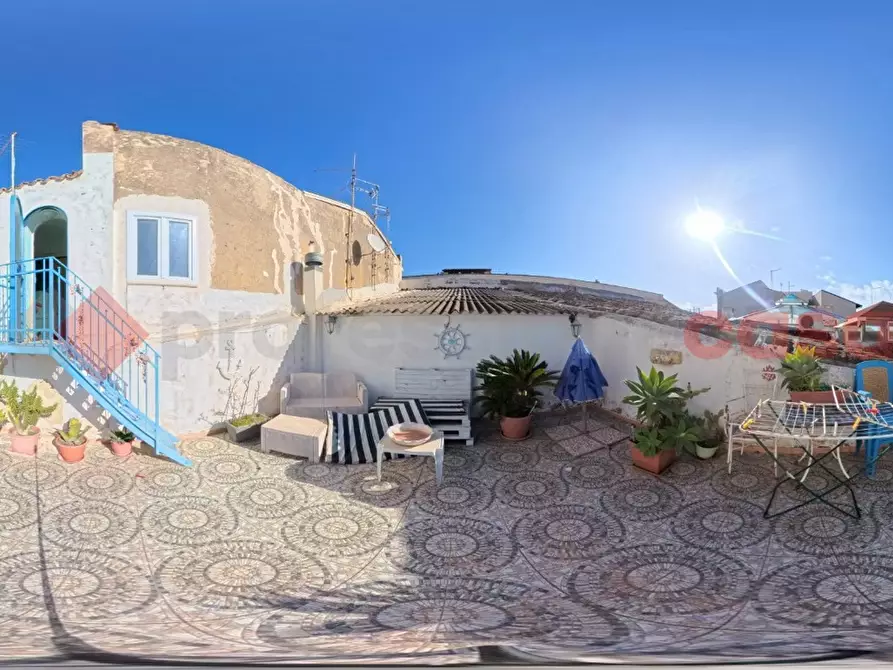 Immagine 3 di Appartamento in vendita  in Via castello maniace, 57 a Siracusa