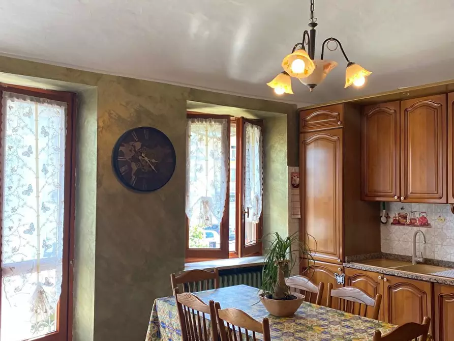 Immagine 20 di Palazzo in vendita  in Via Pinerolo Susa, 94 a Sangano