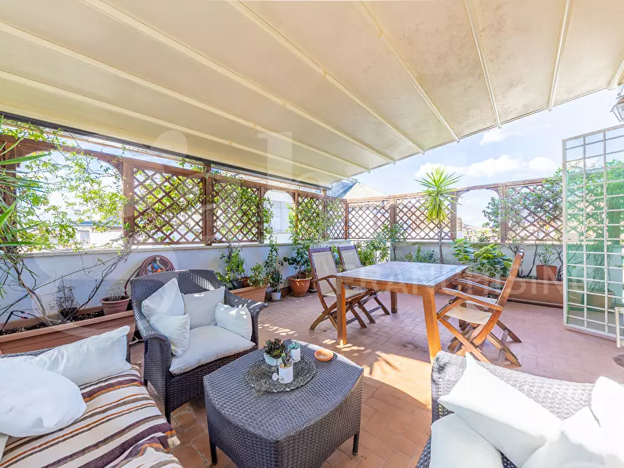 Immagine 1 di Attico in vendita  in Via Pietro Maffi, 144 a Roma