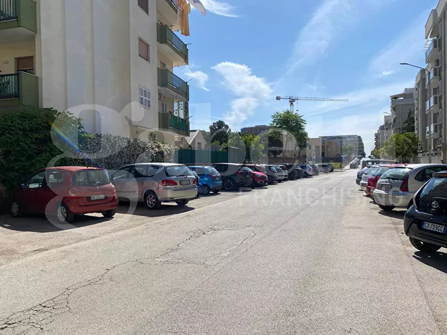 Immagine 10 di Box auto in vendita  in Via Gramsci a Trani