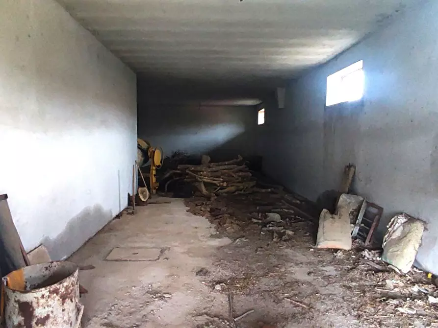 Immagine 28 di Palazzo in vendita  in LocalitÃ  TRE CROCI, SNC a San Vito Sullo Ionio