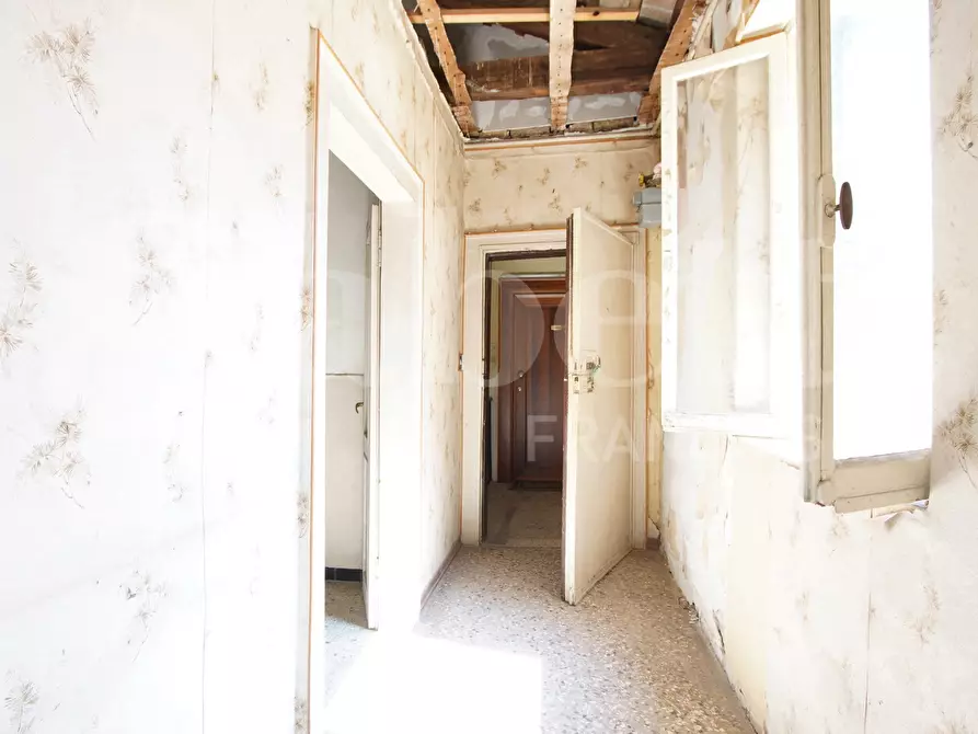 Immagine 19 di Appartamento in vendita  in Via Cannaregio, . a Venezia