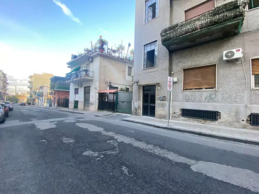 Immagine 1 di Negozio in vendita  in Via Mario Recanati, 55 a San Giorgio A Cremano