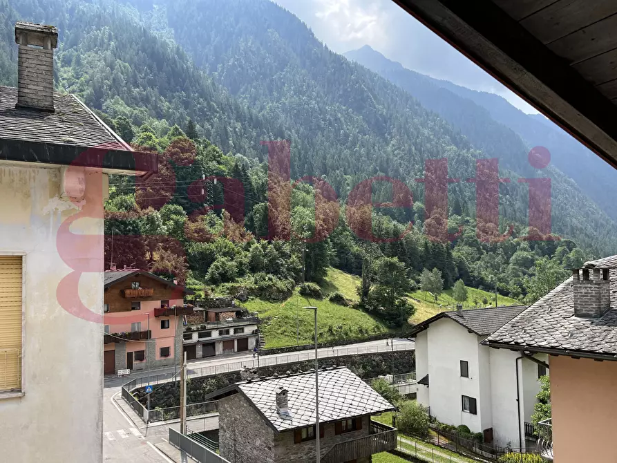 Immagine 10 di Appartamento in vendita  in Via Umberto Primo, 13 a Branzi
