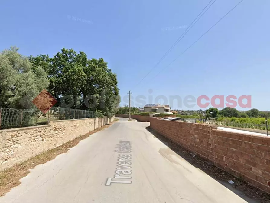 Immagine 3 di Terreno residenziale in vendita  in Via tremmilia, snc a Siracusa