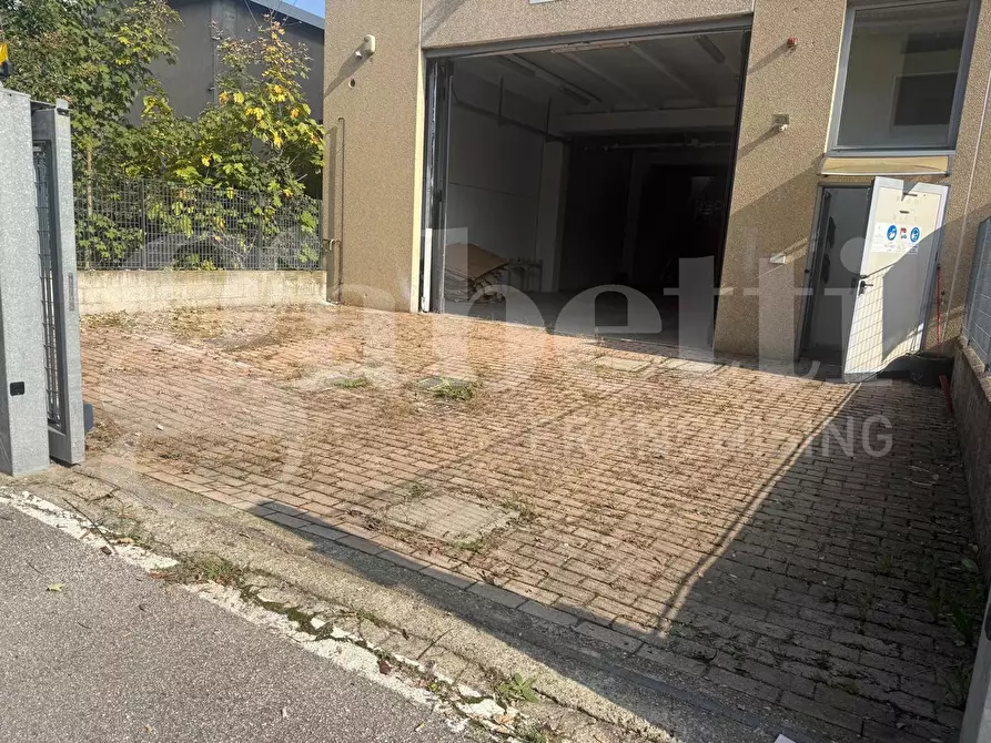 capannone in vendita a Toscolano-Maderno in zona Maderno