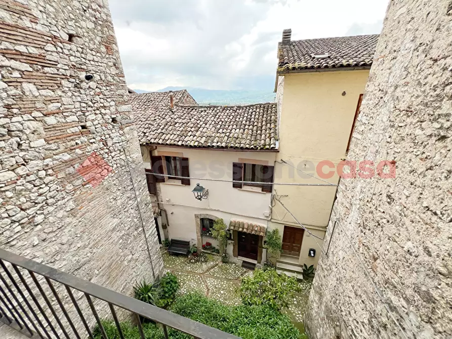 Immagine 9 di Appartamento in vendita  in Via Cavour, 46 a Contigliano