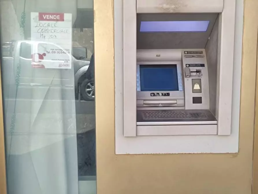 Immagine 3 di Negozio in vendita  in Via Roma, 88 a Cerami