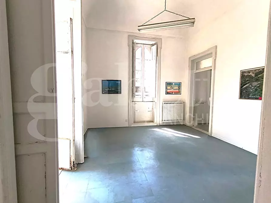 Immagine 16 di Appartamento in vendita  in Via DANTE ALIGHIERI, 97 a Ragusa