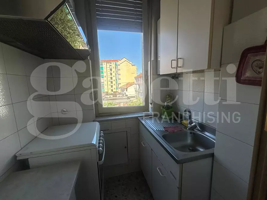 Immagine 19 di Appartamento in vendita  in Via RENATO MARTORELLI, 57 a Torino