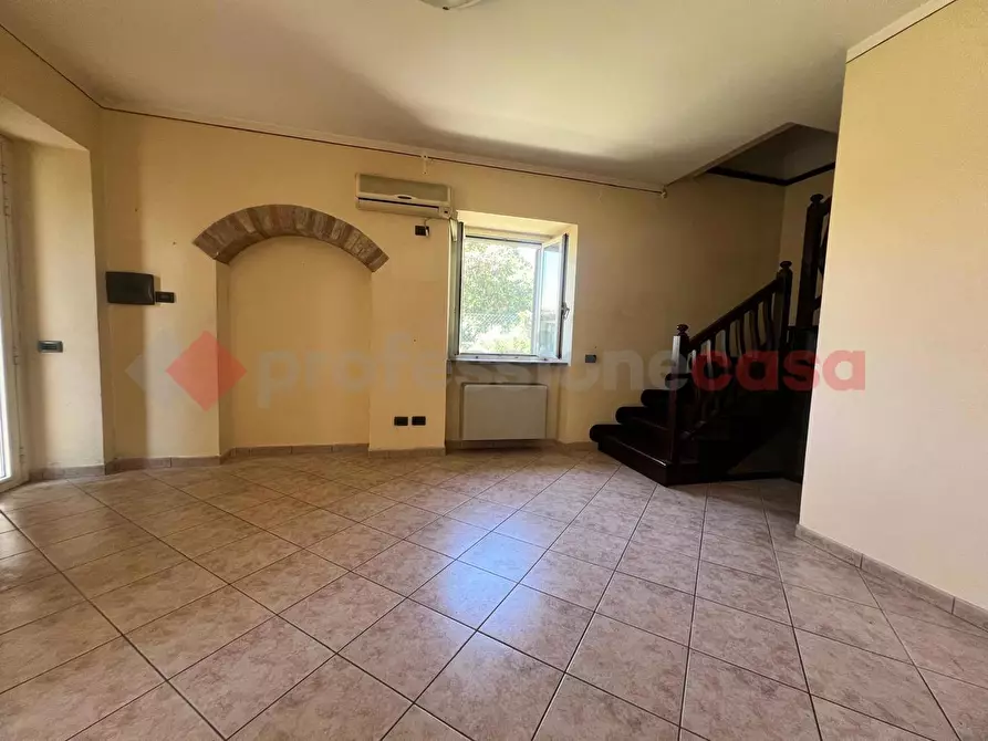 Immagine 9 di Terratetto in vendita  in Via fraz. San Giacomo, via Inghilterra a Spoleto