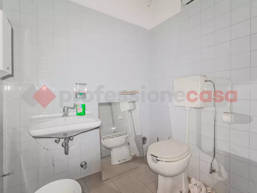 Immagine 2 di Appartamento in vendita  in Via Guelfa a Bologna