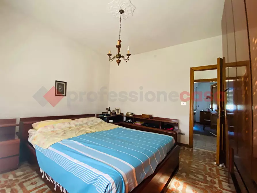 Immagine 14 di Villa in vendita  in Via Pulpiano a Viano