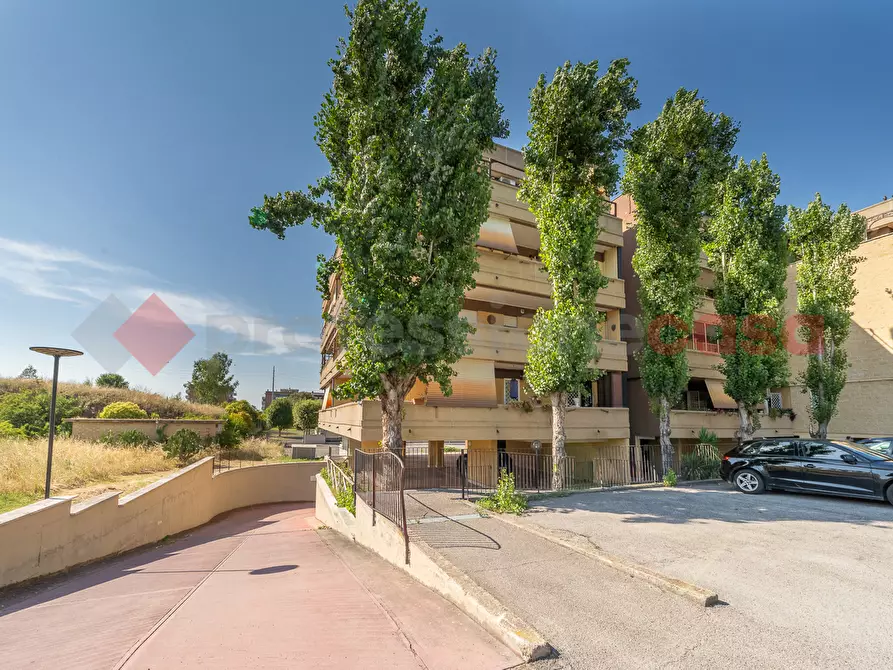 Immagine 35 di Appartamento in vendita  in Via Rodolfo Verduzio a Roma