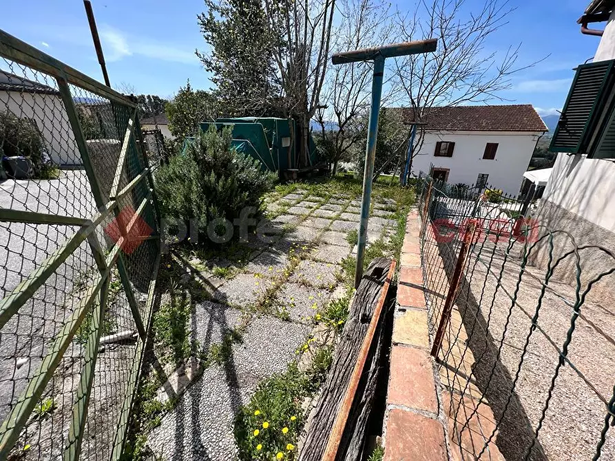 Immagine 17 di Terratetto in vendita  in Via Campelo sul clitunno, via santa rita a Campello Sul Clitunno
