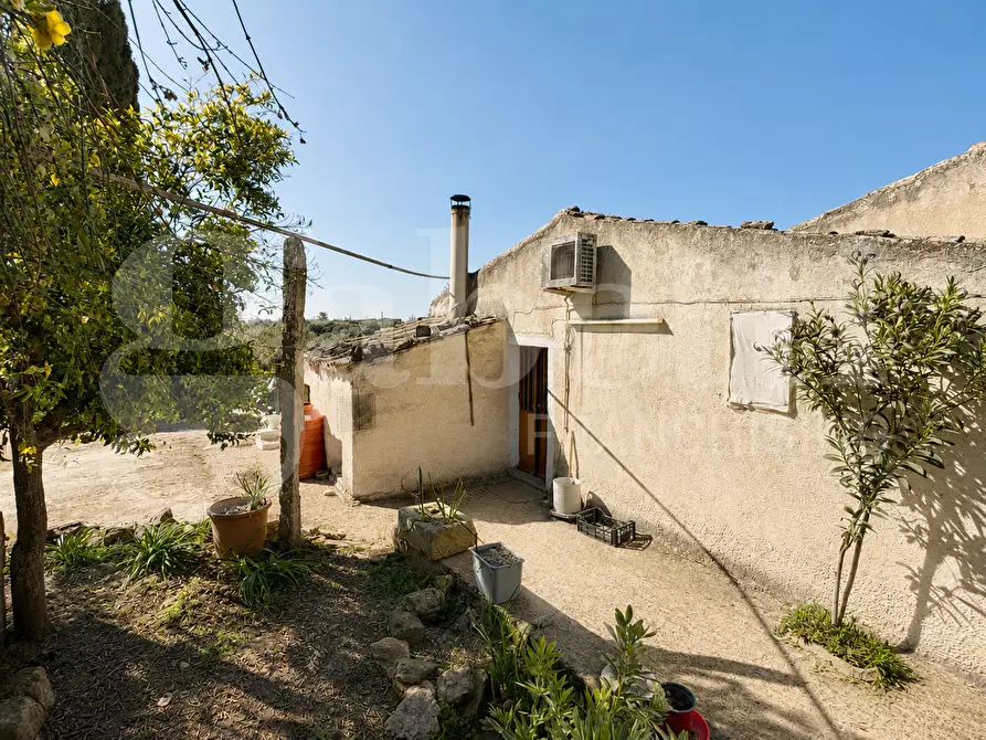 Immagine 3 di Rustico / casale in vendita  in Contrada Bortolone, 55 a Chiaramonte Gulfi
