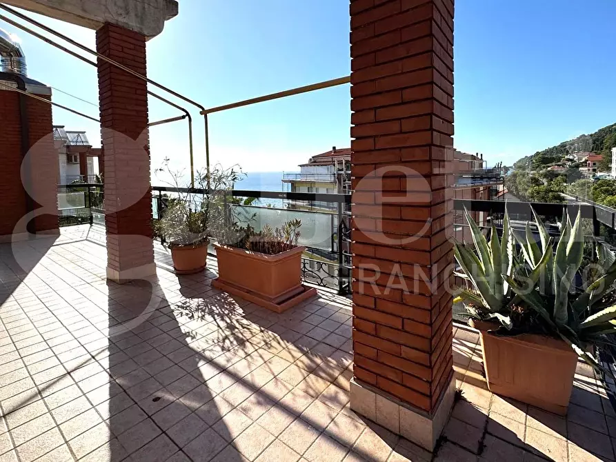 Immagine 13 di Appartamento in vendita  in Via Caprera, 13 a Andora