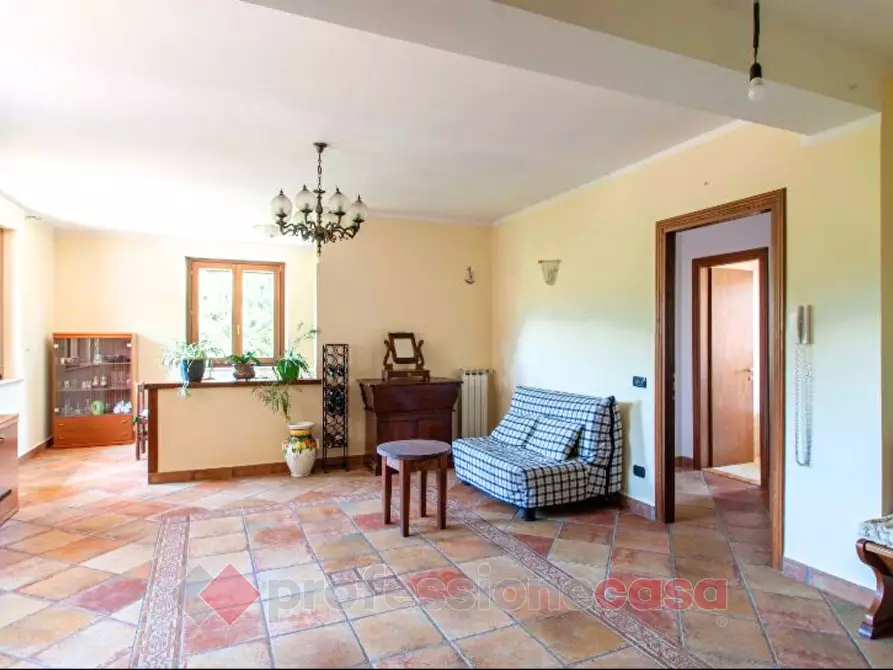 Immagine 3 di Appartamento in vendita  in Via Vocabolo Molina a Nocera Umbra