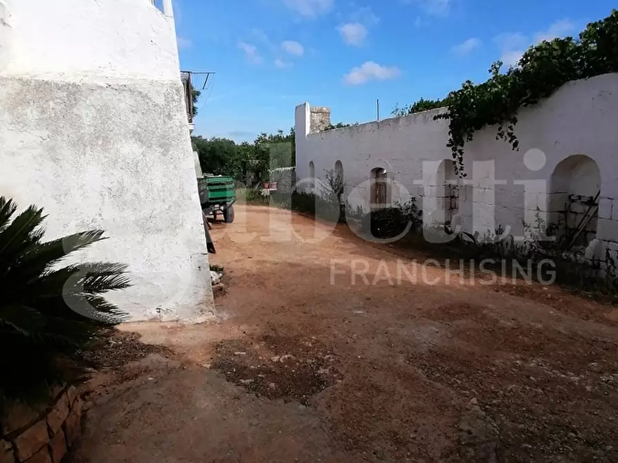 Immagine 11 di Villa in vendita  in Contrada foggiali a Ostuni