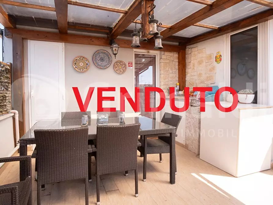 Immagine 1 di Attico in vendita  in Via Angelo Mosso, 36 a Roma