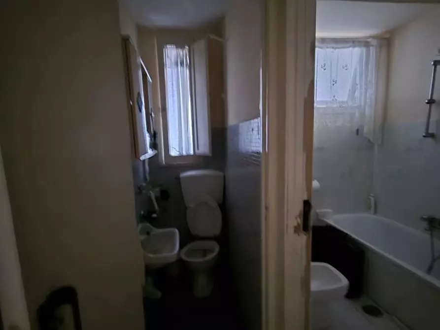 Immagine 33 di Appartamento in vendita  in Via De Simone, 27 a Torre Annunziata