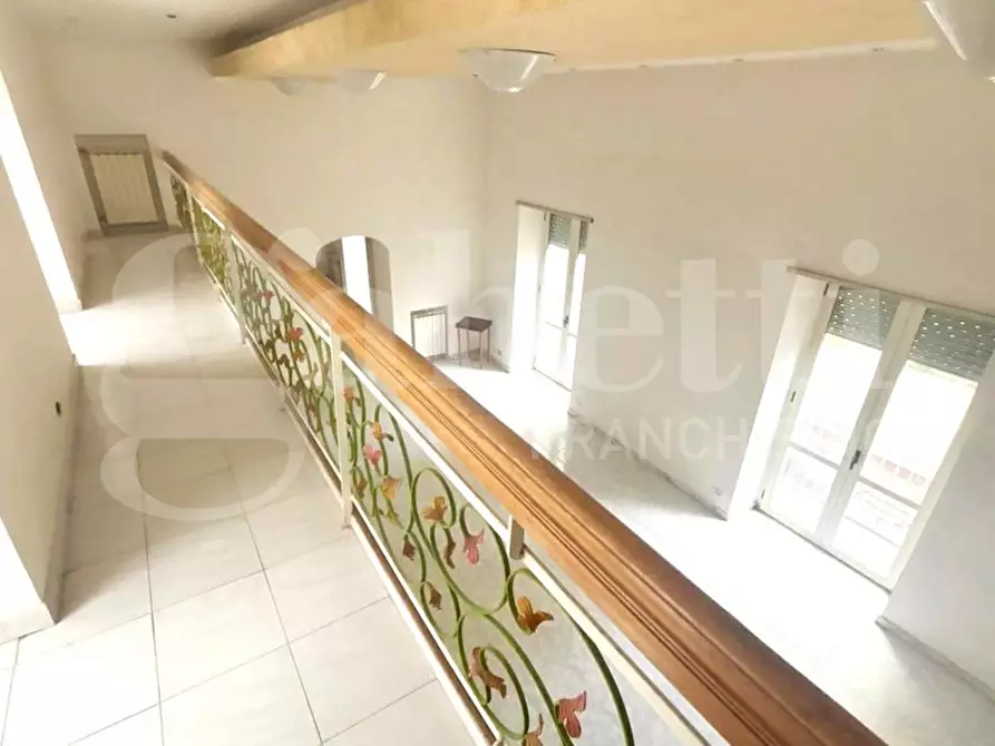 Immagine 4 di Appartamento in vendita  in Via San Carlo Alle Mortelle a Napoli