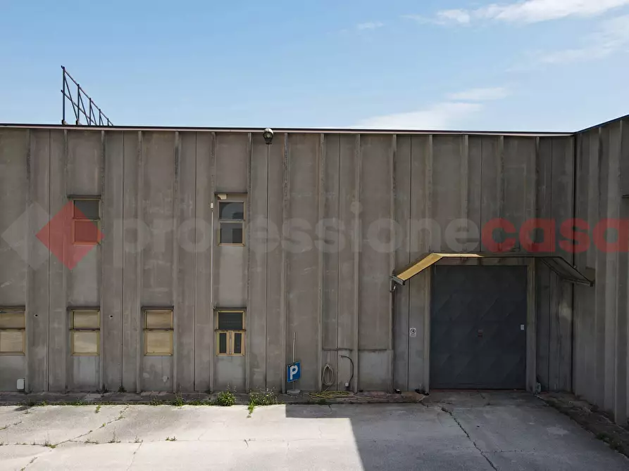 Immagine 12 di Capannone industriale in vendita  in Via SR630, 23 a Spigno Saturnia