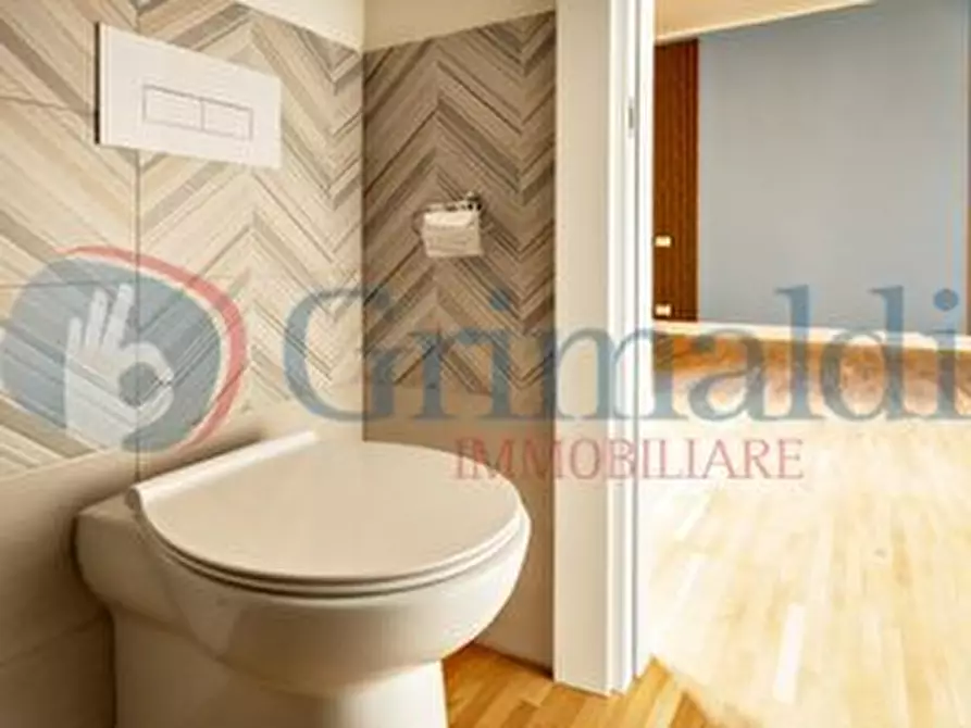 Immagine 13 di Appartamento in vendita  in Via dei Prati Fiscali a Roma