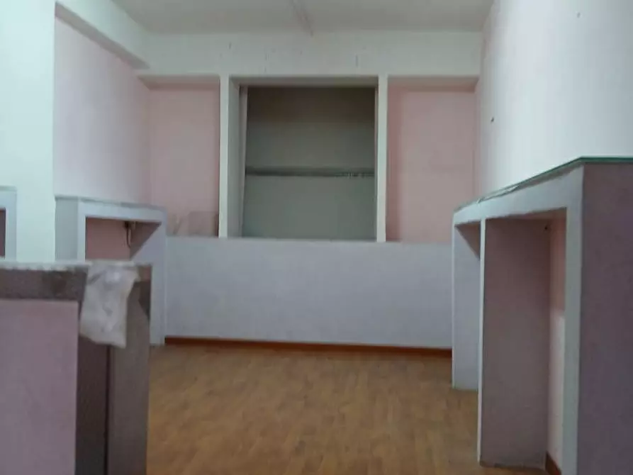 Immagine 9 di Box auto in vendita  in Via San Giorgio Vecchio, 105 a San Giorgio A Cremano