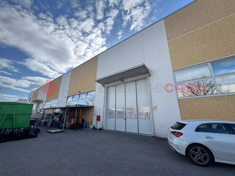 Immagine 10 di Capannone industriale in affitto  in Via LEGNAIOLI, 94/3 92/1 a Prato