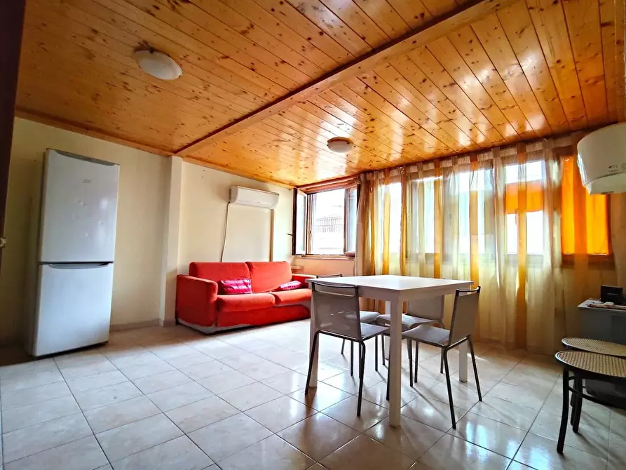 Immagine 1 di Casa indipendente in vendita  in Via ROSSINI a San Severo