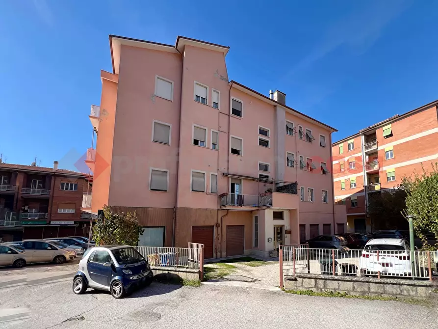 Immagine 1 di Appartamento in vendita  in Via Adige, 4 a Rieti