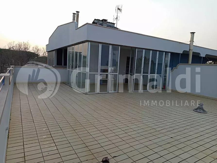 Immagine 10 di Appartamento in affitto  in Viale Colombo a Cervia