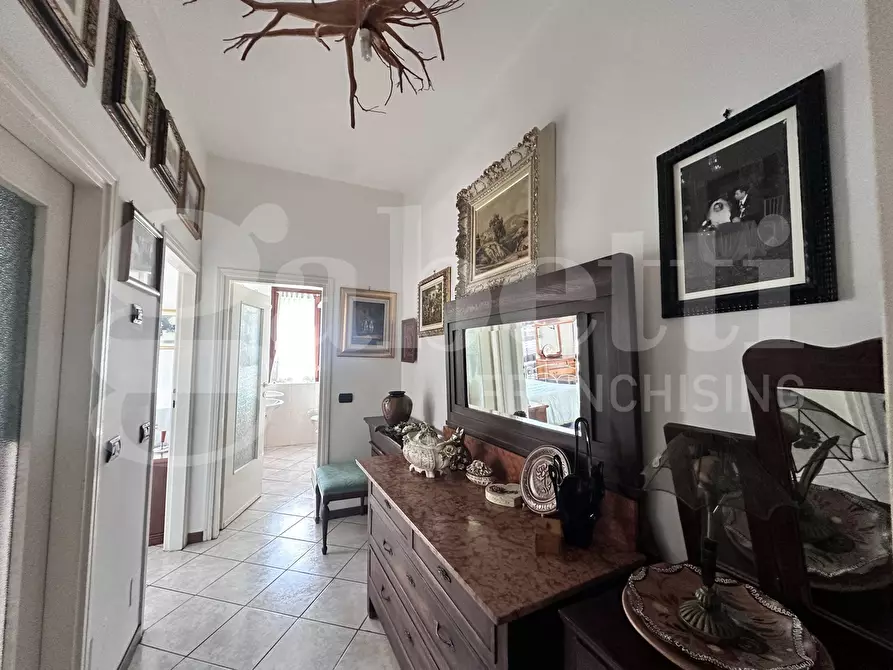 Immagine 20 di Appartamento in vendita  in Via Volta, 1 a Barni