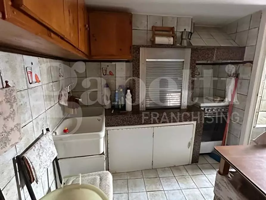 Immagine 5 di Appartamento in vendita  in Via Camillo Porzio a Ostuni