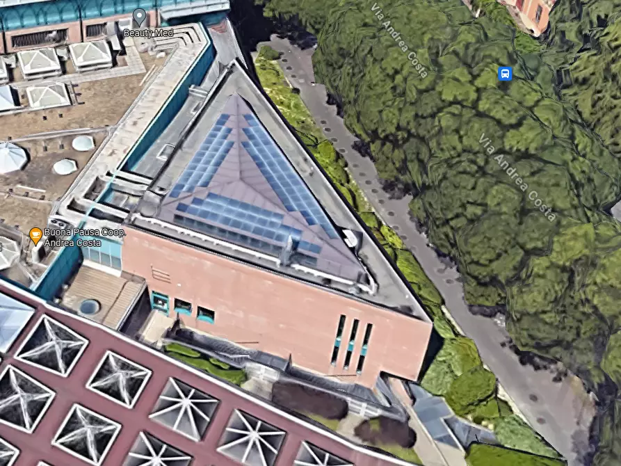 Immagine 20 di Negozio in affitto  in Via Andrea Costa, 154 a Bologna