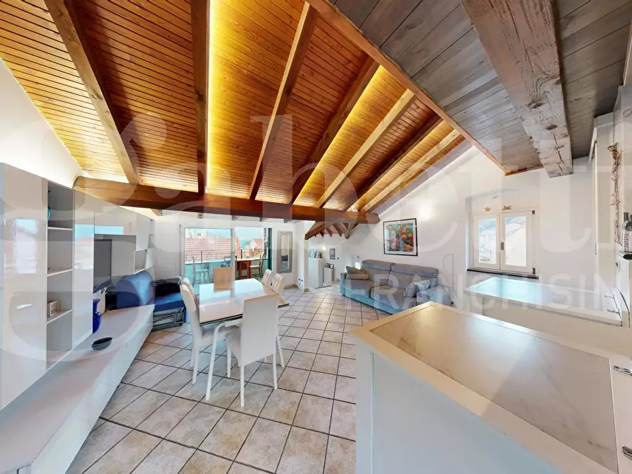 Immagine 19 di Appartamento in vendita  in Via Pertica a Finale Ligure