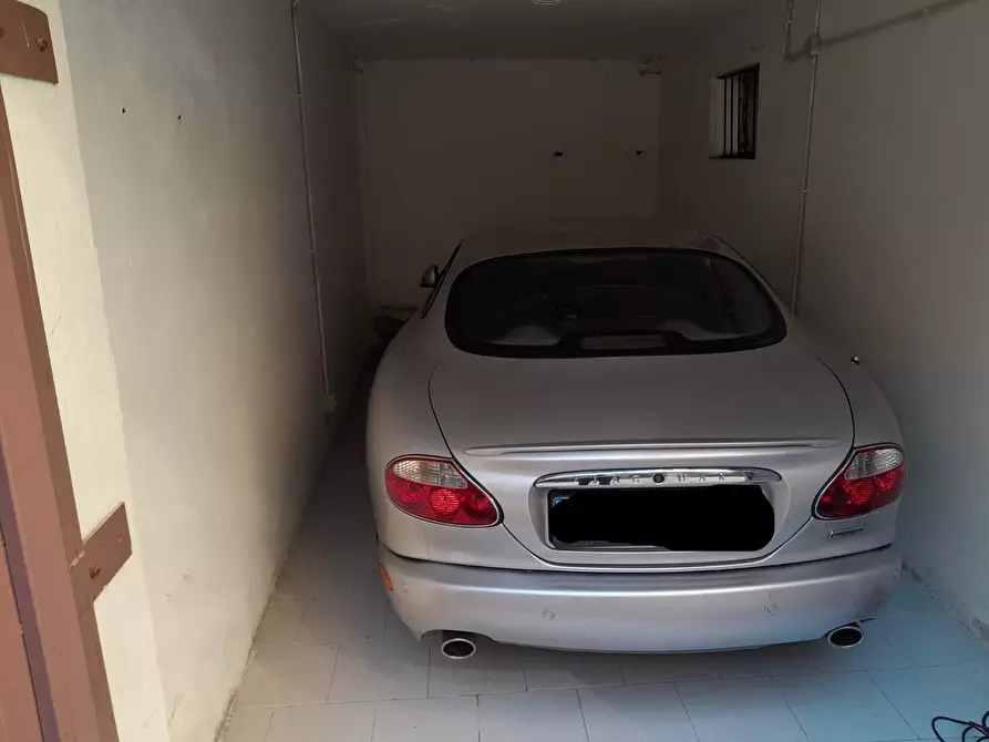 Immagine 12 di Box auto in vendita  in Via California, 22 a Milano