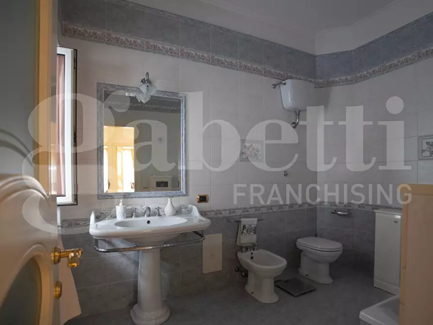 Immagine 23 di Casa indipendente in vendita  in Corso Durante a Frattamaggiore