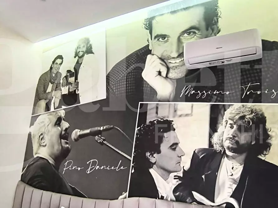 Immagine 9 di Appartamento in vendita  in Corso Garibaldi a Napoli