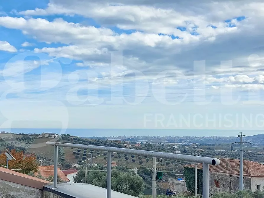 Immagine 45 di Villa in vendita  in Via Mameli, 9 a Corropoli