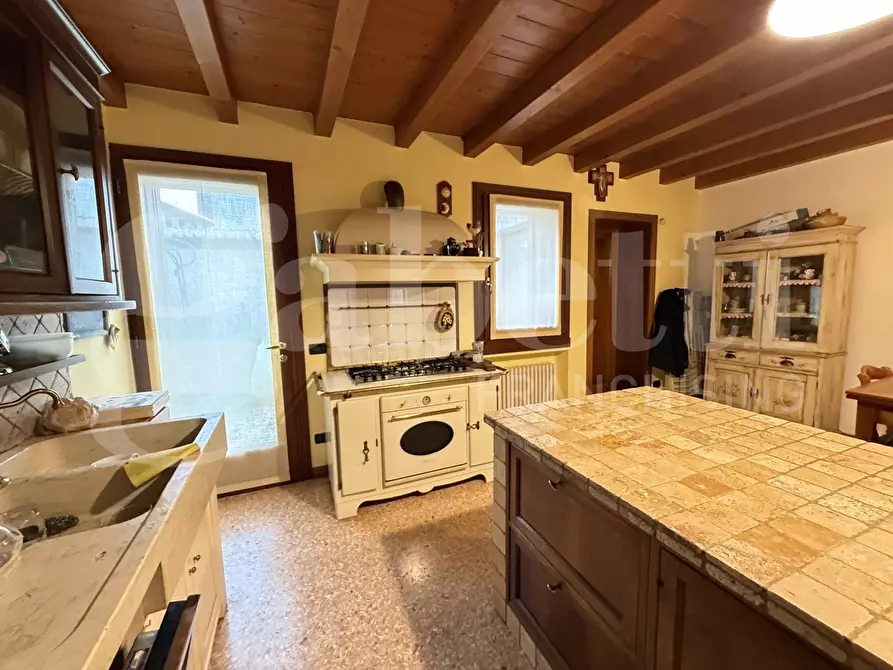 Immagine 3 di Villetta a schiera in vendita  in Via Roma, 31 a Dueville