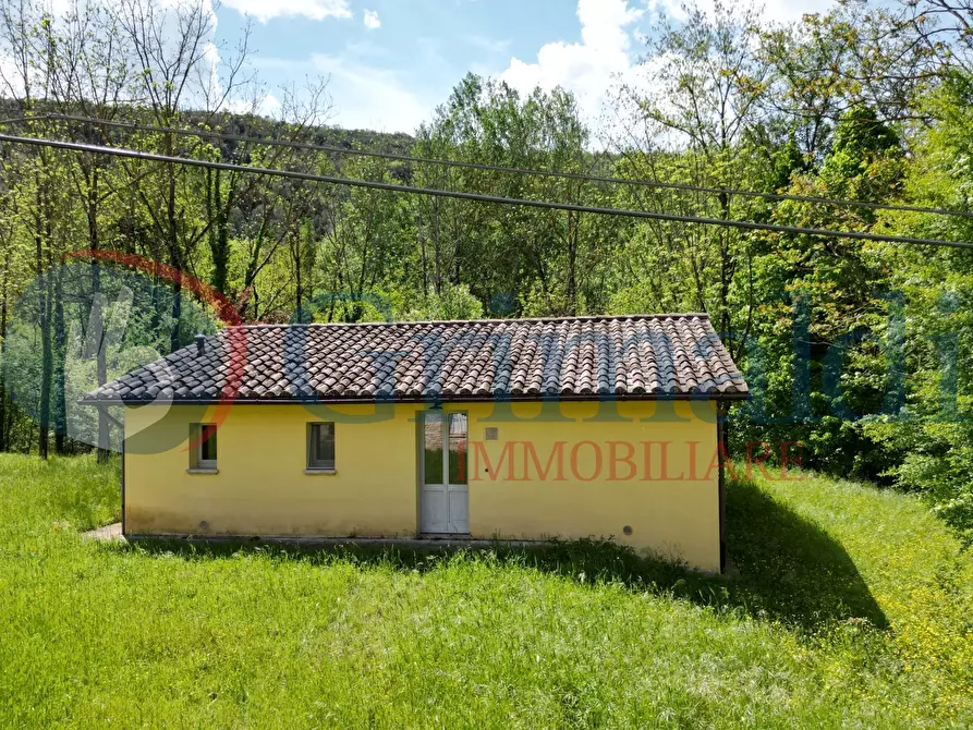 Immagine 5 di Palazzo in vendita  in Strada San Marco-Cenerente a Perugia