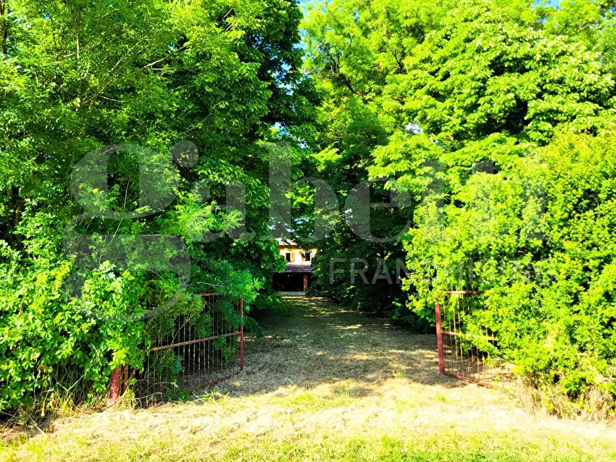 Immagine 10 di Casa indipendente in vendita  in Via Asia, 5728 a San Pietro In Casale