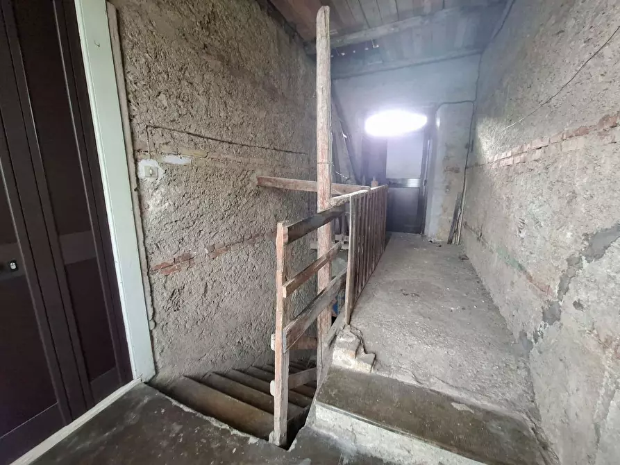 Immagine 9 di Casa indipendente in vendita  in Via CARNELLO, 169 a Isola Del Liri