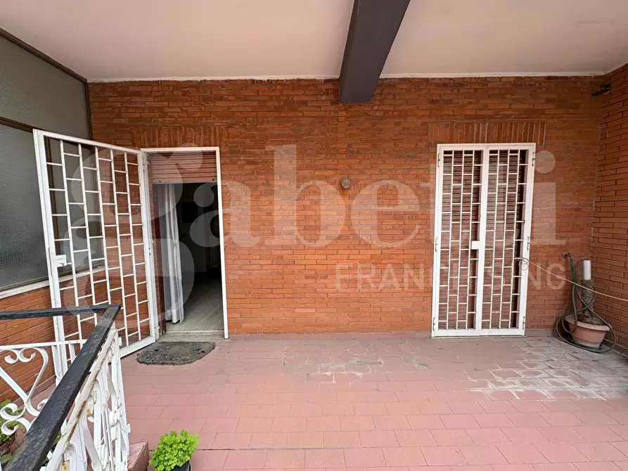 Immagine 40 di Appartamento in vendita  in Via Bibbona, 5 a Roma